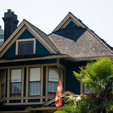 O Canada House Bed & Breakfast Vancouver Exterior photo